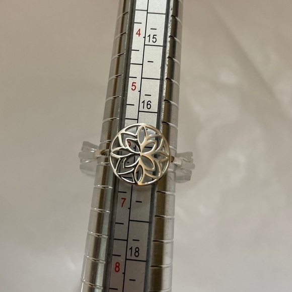 TOSH 925 Silver Plated Ring with Floral Cut-out Size 54 - Picture 15 of 16